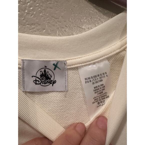 NWT Disney Resorts Disneyland Stitch Crewneck Pullover Embroidered Patch XL - Picture 4 of 4